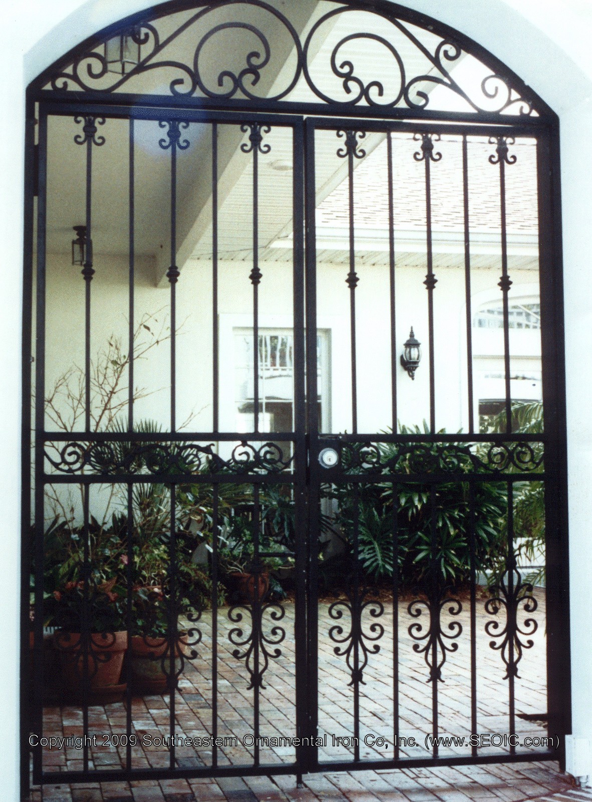 Custom-Courtyard-Walk Gate -(WG-4)