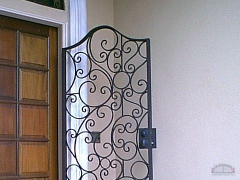 Ornamental House Gate (WG-47)
